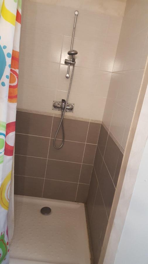 2 Vraies Chambres Privees Au Calme Dans Villa De Campagne Plain-Pied 105M2 Avec Piscine A Montfaucon Montfaucon  Exterior photo